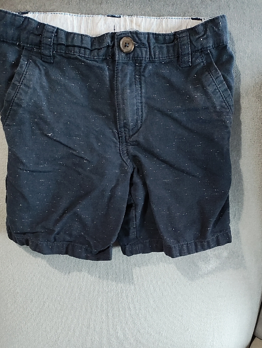 Cat & Jack Navy Speckled Flat-Front Boys' Shorts, 5T